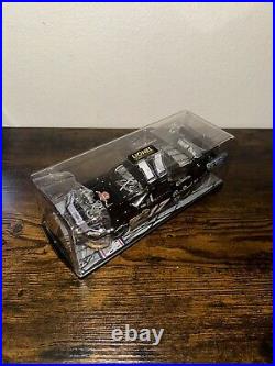 Action Matt Kenseth 17 Crown Black Texas Win Races Version 2011 1/24 Autographed