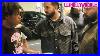 Drake-Lectures-An-Autograph-Dealer-Who-He-See-S-Asking-For-An-Autograph-Everyday-In-New-York-Ny-01-zq