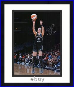 Framed Sabrina Ionescu New York Liberty Signed 16 x 20 Shooting in Black Photo