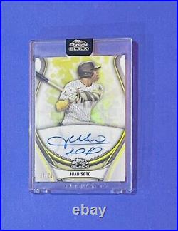 JUAN SOTO /25 AUTO on card, 2023 Topps Chrome, Black Ivory Gold Trim Yankees