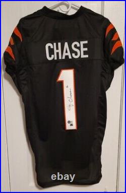 Jamarr Chase Autographed Jersey Beckett Witnessed