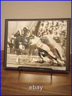 Lawrence Taylor Autographed New York Giants 8x10 Photo Black & White