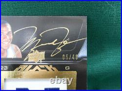 Michael Jordan 11/12 UD Black Auto Logo Patch #'d 5/40 Card L-JO Autograph