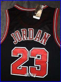 Michael Jordan Signed Autographed Reprint Jersey (FREE Jordan KABOOM Key Ring)