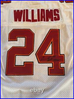 Reebok NWT NFL On Field Buccaneers Jersey Cadillac Williams AUTOGRAPHED SZ48