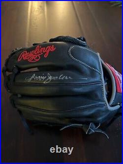 Reggie Jackson autographed New condition glove authenticated