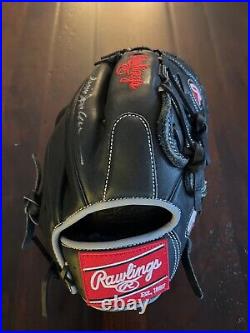 Reggie Jackson autographed New condition glove authenticated