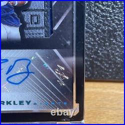 Saquon Barkley 2020 Panini Black Sizable 1/1 Patch Auto Laundry Tag player-worn