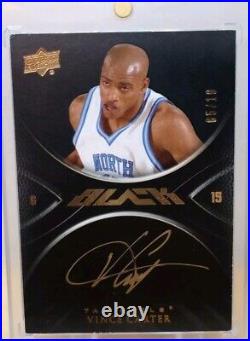 Vince Carter UD Black Autograph/10 UNC Tar Heels