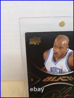 Vince Carter UD Black Autograph/10 UNC Tar Heels